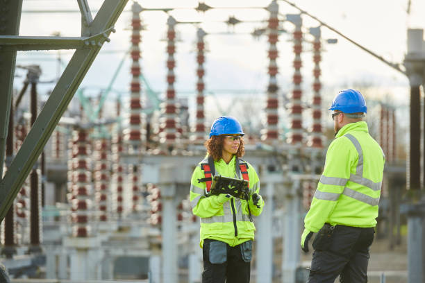 Best Affordable Electrician  in Lamont, CA
